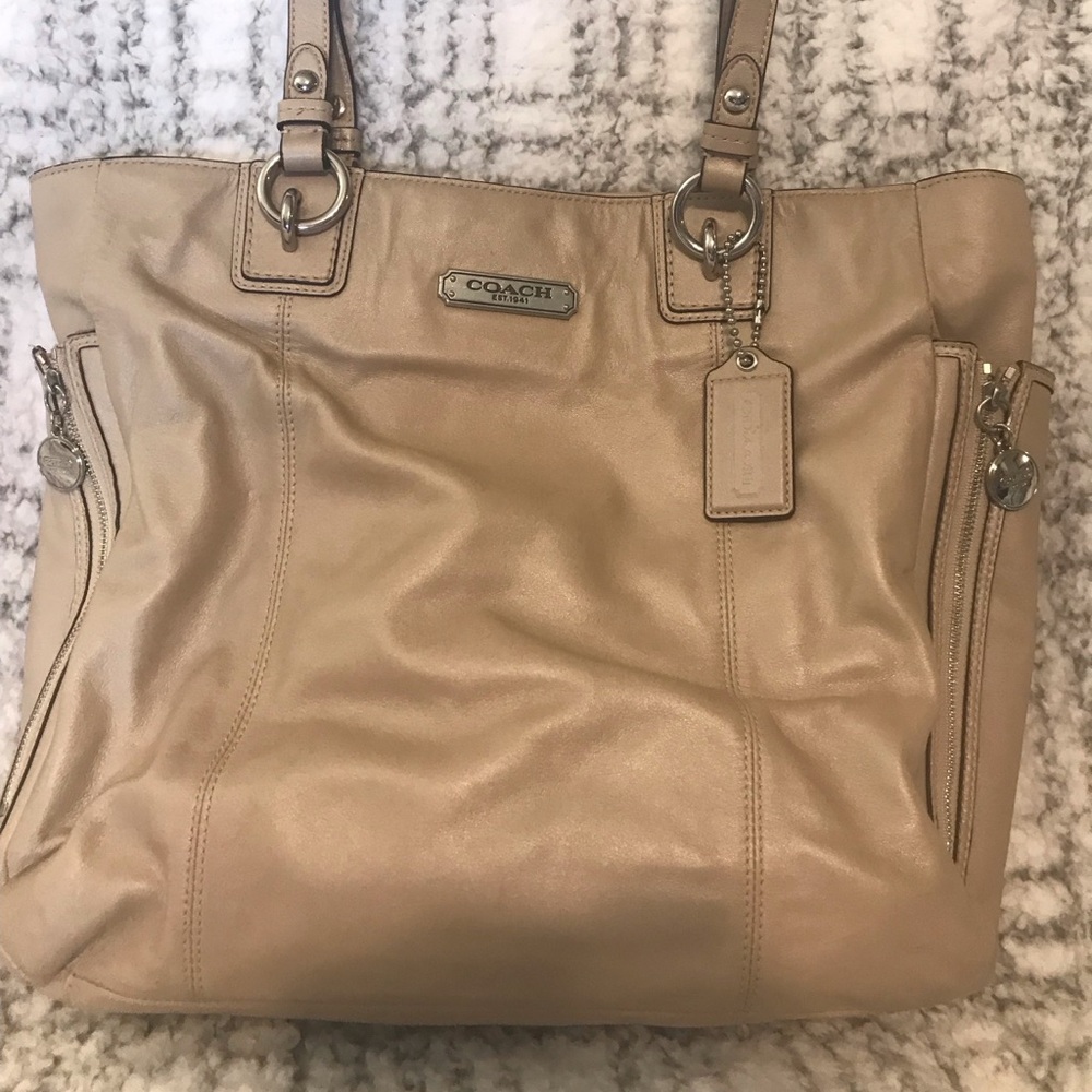Coach tan leather purse